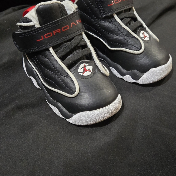 Jordan Kids Black and Red Sneakers - Picture 1 of 5